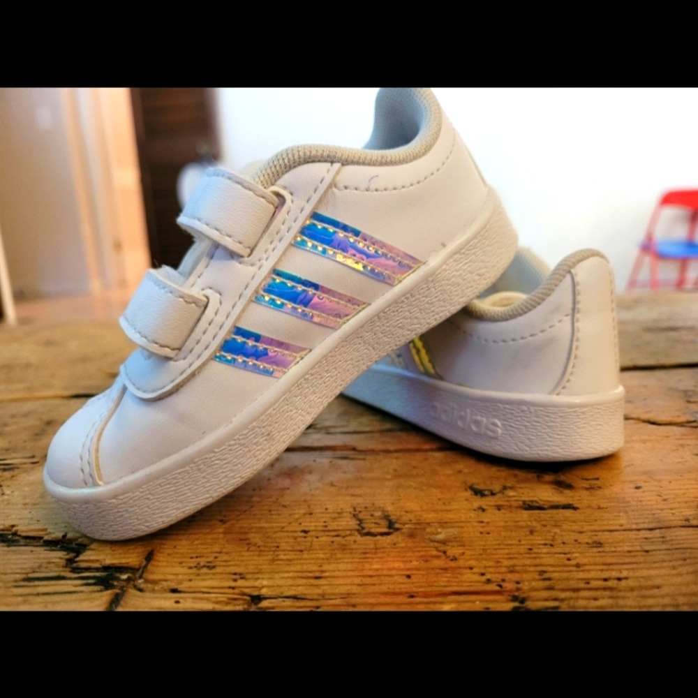 Adidas grand court toddler sneakers size 5